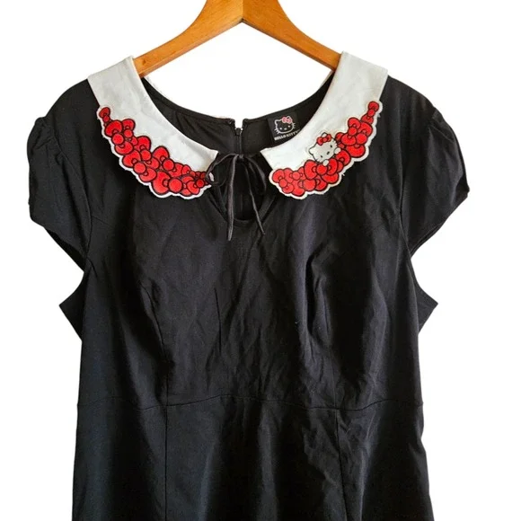 Torrid Hello Kitty Dress‎ Peter Pan Collar Fit Flare Black Size 20 NWT - Picture 4 of 15